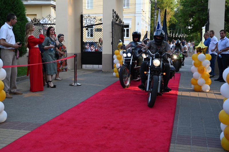 25.06. 2021 Выпускной вечер 2021_105-bsX9ReW2Fjs